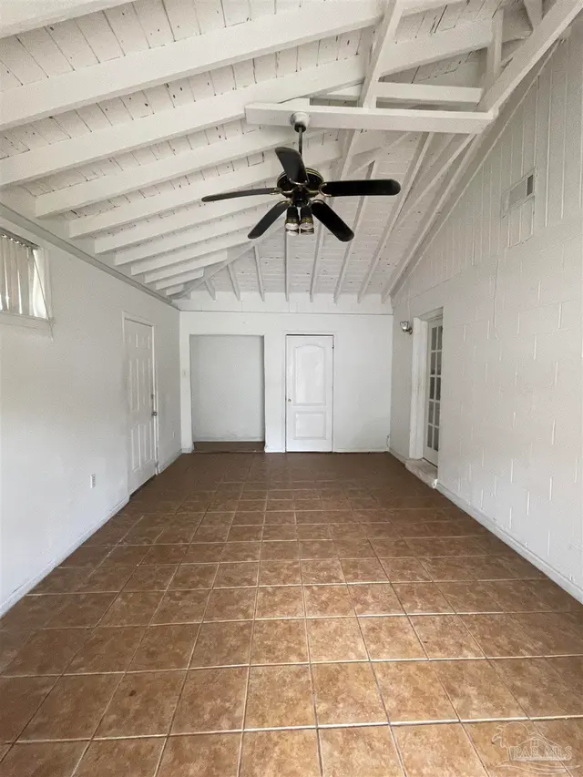 701 Montclair Rd property photo