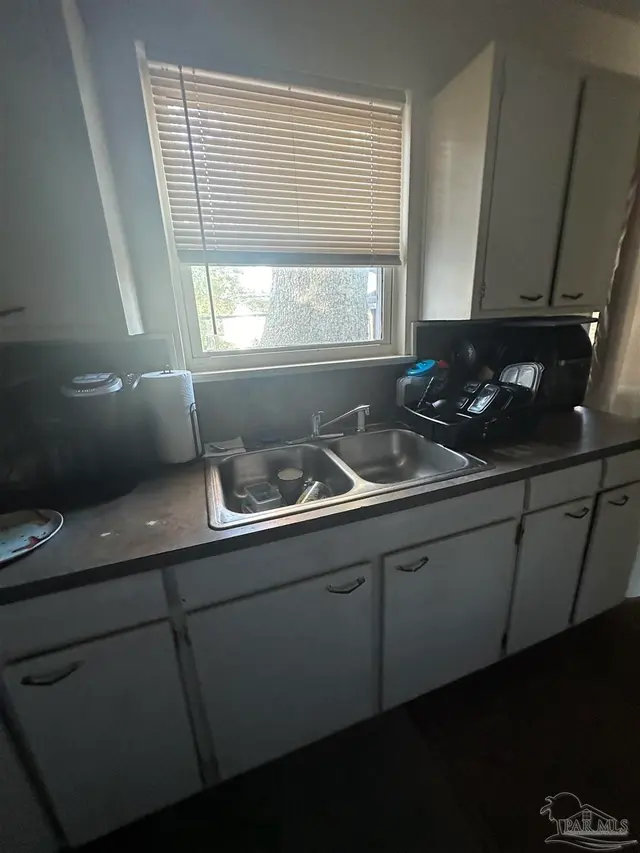 701 Montclair Rd property photo