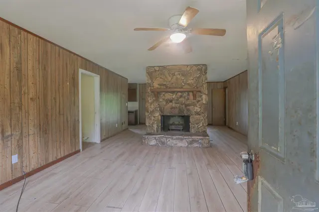 1512 Old Bridge Rd property photo