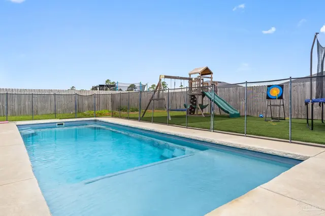 6268 Redberry Dr, Gulf Breeze FL 32563 exterior