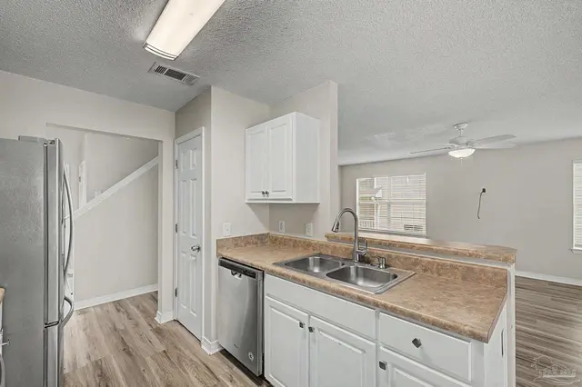 3400 Two Sisters Way property photo