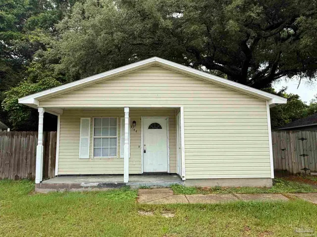 3744 Frontera Cir, Pensacola FL 32505 exterior