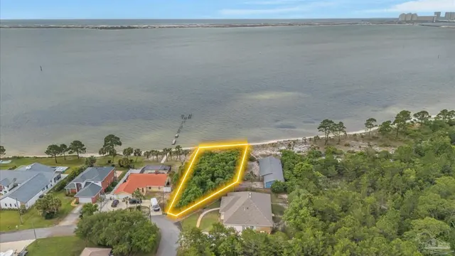 Lot 5 Navarre Sound Cir, Navarre FL 32566 exterior