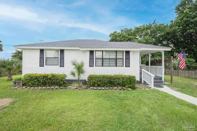 211 Berry Rd, Pensacola FL 32507 exterior