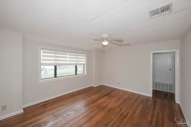 211 Berry Rd property photo