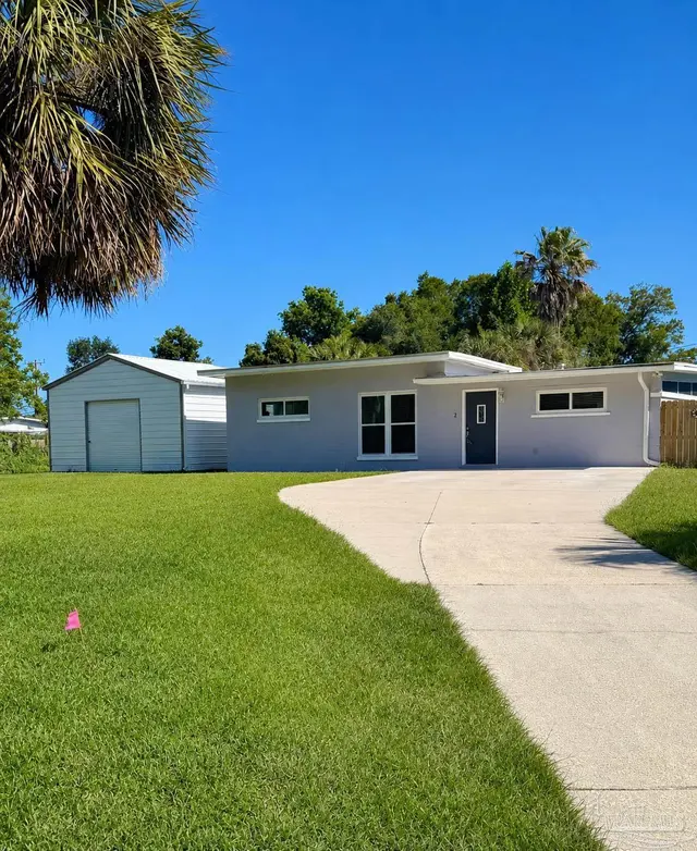 2 Adkinson Dr, Pensacola FL 32506 exterior