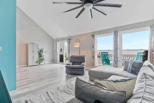 8680 Scenic Hwy # 7 property photo