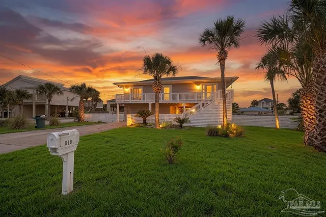 810 Panferio Dr, Pensacola Beach FL 32561 exterior