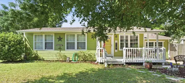 403 Rue Max St, Pensacola FL 32507 exterior