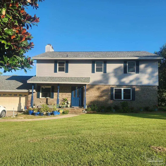 4629 Pebble Creek Dr, Pensacola FL 32526 exterior