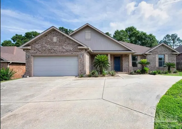 10006 Castleberry Blvd, Pensacola FL 32526 exterior