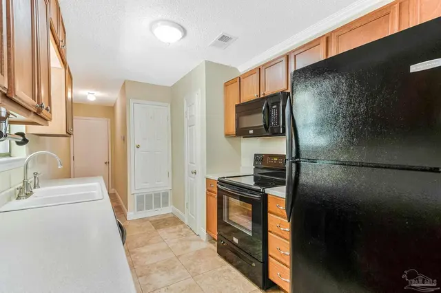 1324 Bayshore Ter property photo