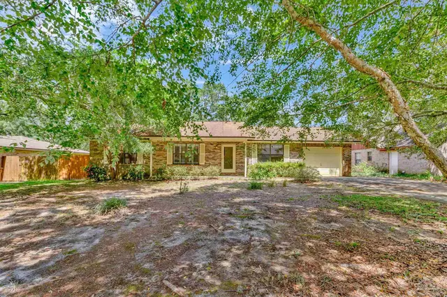 1324 Bayshore Ter, Gulf Breeze FL 32563 exterior