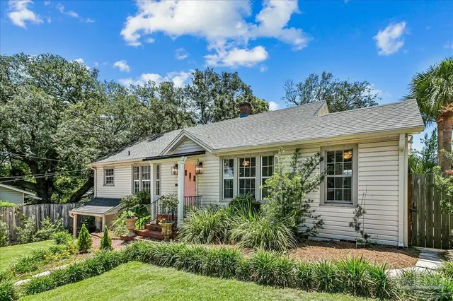 9 Strong St property photo