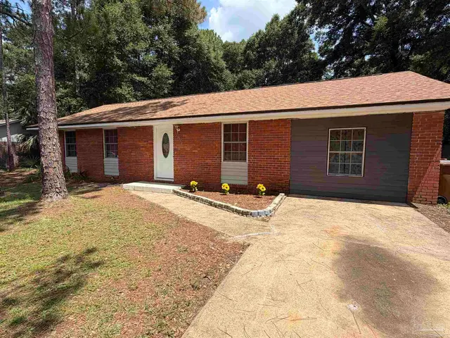 6754 Trailride N, Milton FL 32570 exterior