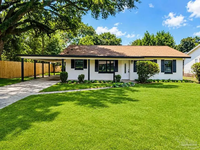 1955 Lansing Dr, Pensacola FL 32504 exterior