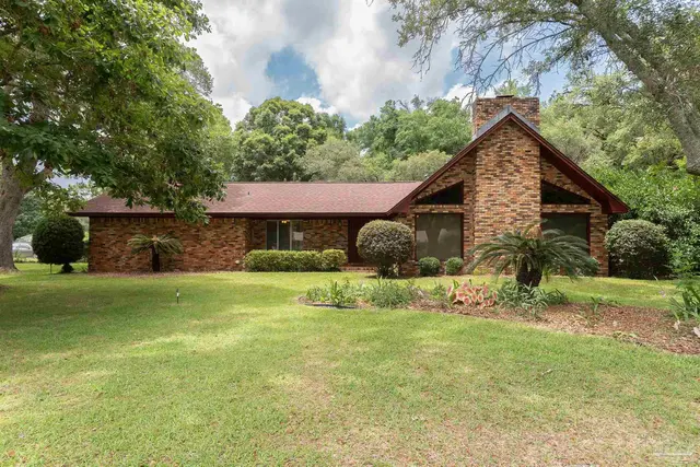 1912 Inda Ave, Pensacola FL 32526 exterior