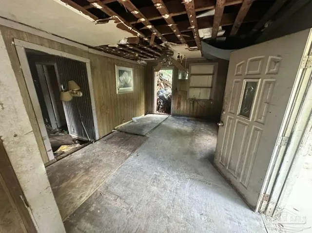 1711 Lakeview Ave property photo
