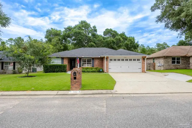 7182 Tannehill Dr, Pensacola FL 32526 exterior