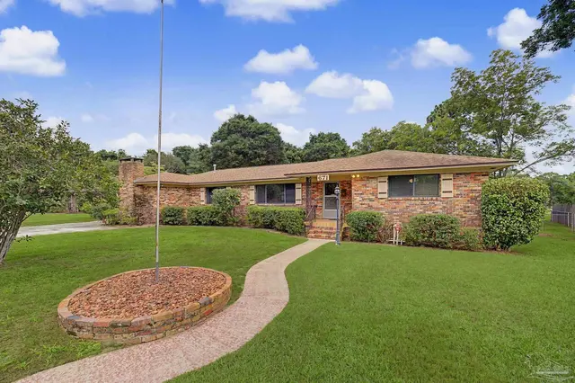 671 Nagel Dr, Pensacola FL 32503 exterior