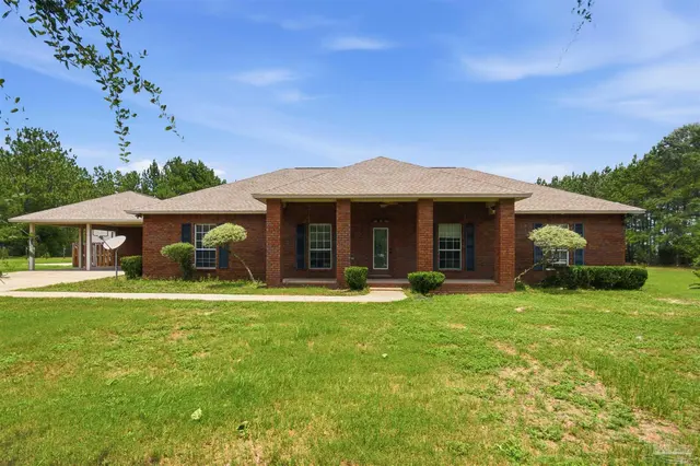 4868 Horace Lunsford Rd, Milton FL 32570 exterior