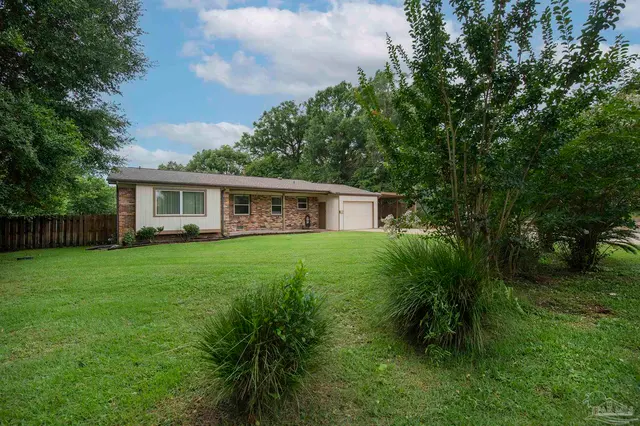 2045 Semur Rd property photo