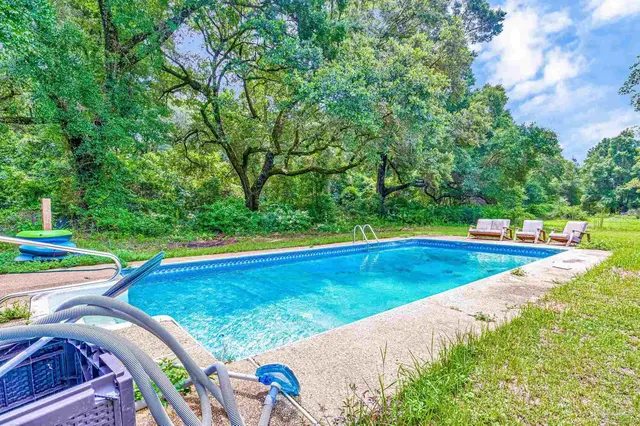 4545 Hwy 90 property photo