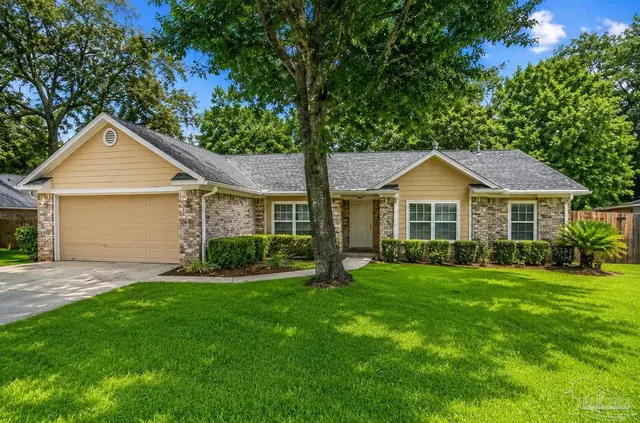 5100 Bradford Dr, Pace FL 32571 exterior