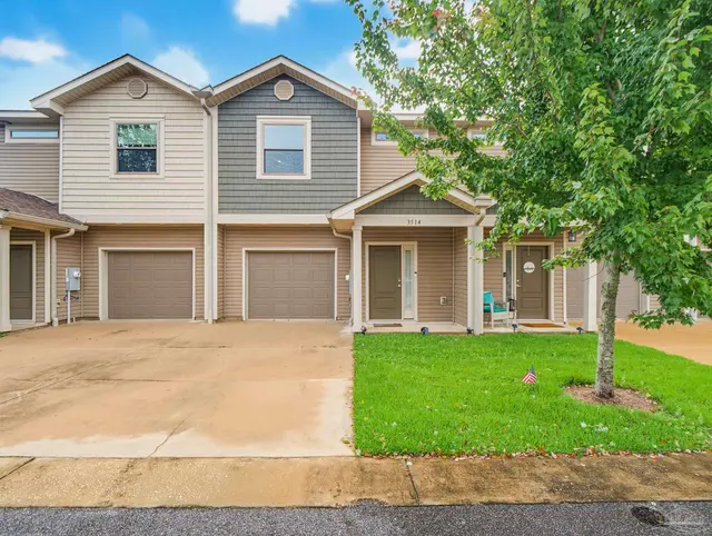 3514 Mossy Oak Villas Cir, Pensacola FL 32514 exterior