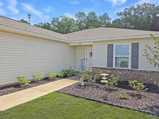 6465 June Bug Dr, Milton FL 32583 exterior