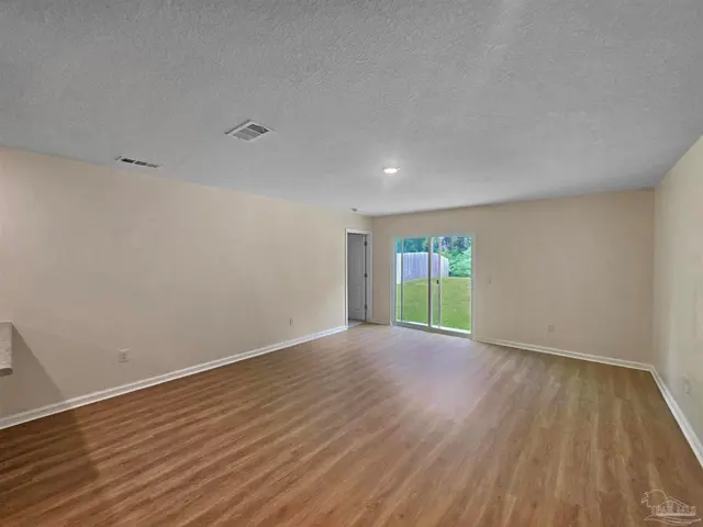 6465 June Bug Dr property photo