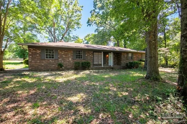 3195 Hwy 196, Molino FL 32577 exterior