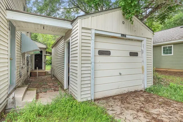 3704 Lloyd St property photo