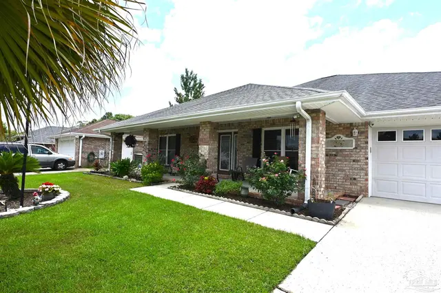 9778 Harlington St property photo