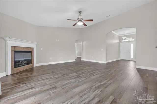 6072 Winchester Cir property photo
