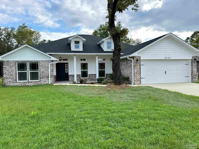5195 Barnett Rd, Pace FL 32571 exterior
