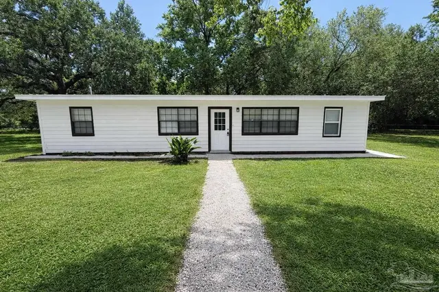 821 Lydia Ave, Pensacola FL 32505 exterior