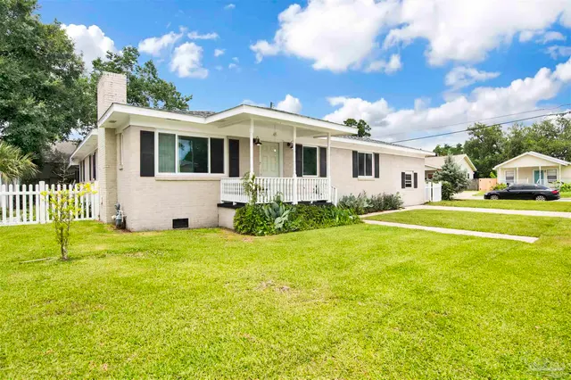 201 C St property photo
