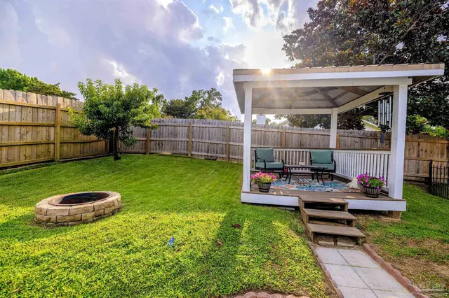 4600 Baybrook Dr property photo