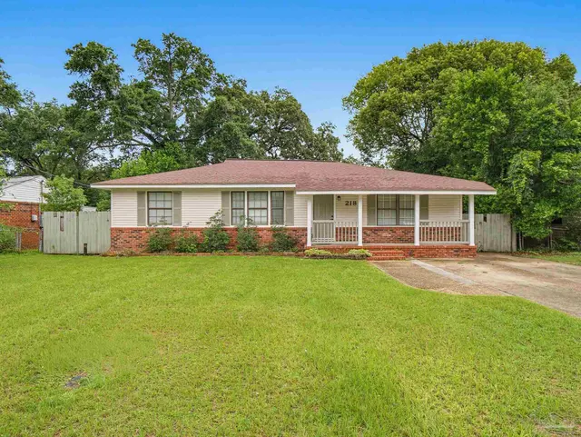 218 Betty Rd property photo