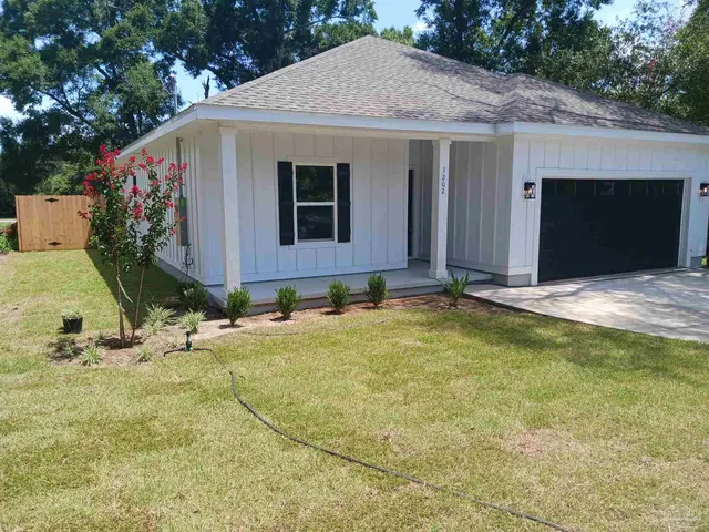 1202 Lee St property photo