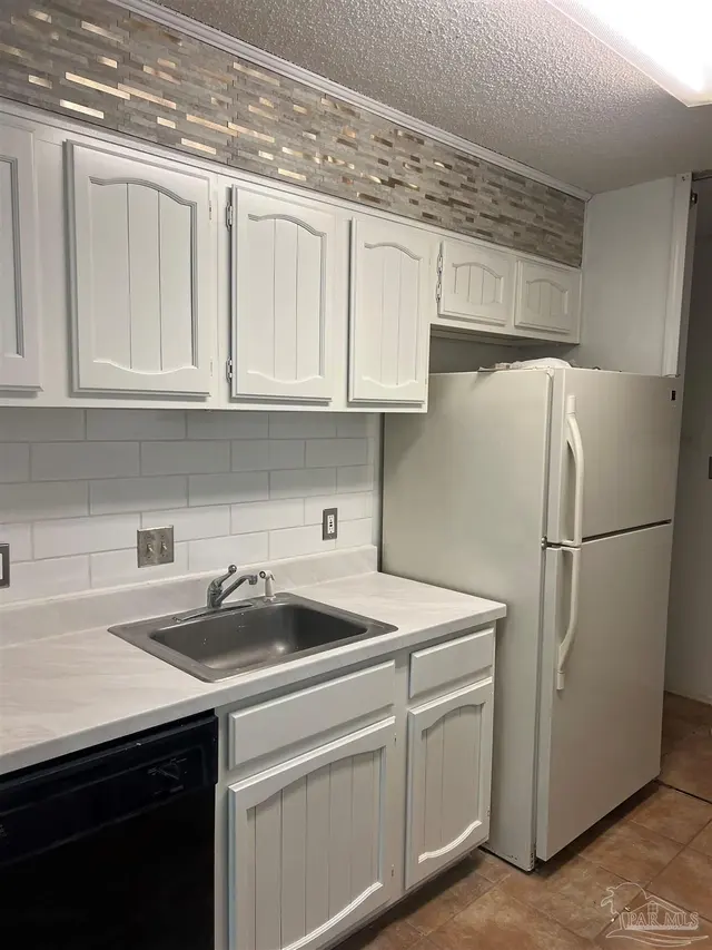 2201 Scenic Hwy # K6 property photo