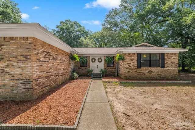 6020 Oakwood Dr property photo