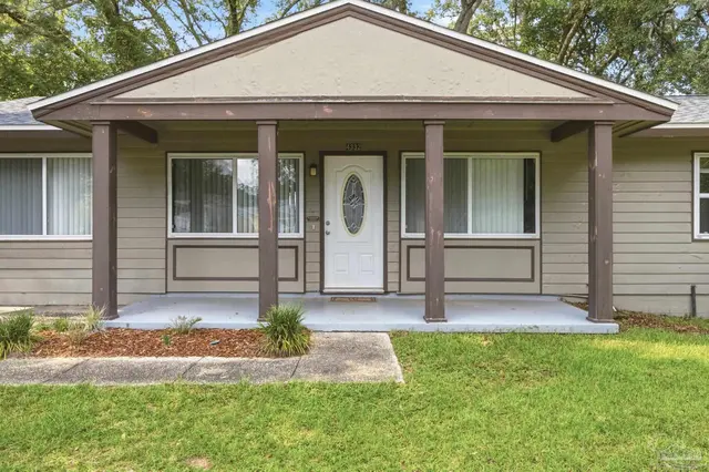4332 Wycliff Dr, Pensacola FL 32514 exterior