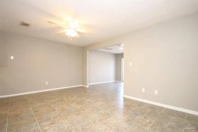 416 Waycross Ave property photo