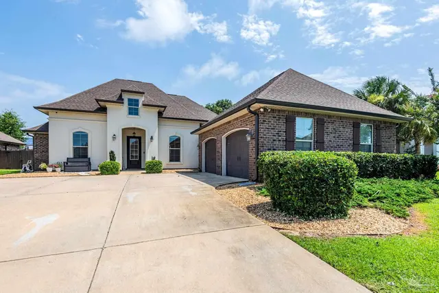 1525 Sabal Palm Dr, Gulf Breeze FL 32563 exterior