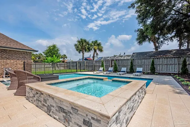 1525 Sabal Palm Dr property photo