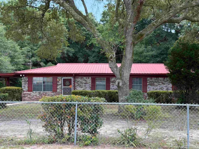 7532 Holmes St property photo