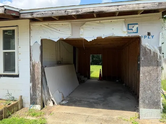 1203 C St property photo