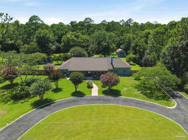 3505 Chief Mate Dr, Pensacola FL 32506 exterior